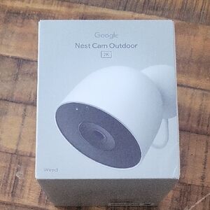 Google Nest Cam Outdoor 2K in Color Snow (2nd Gen, Wired)